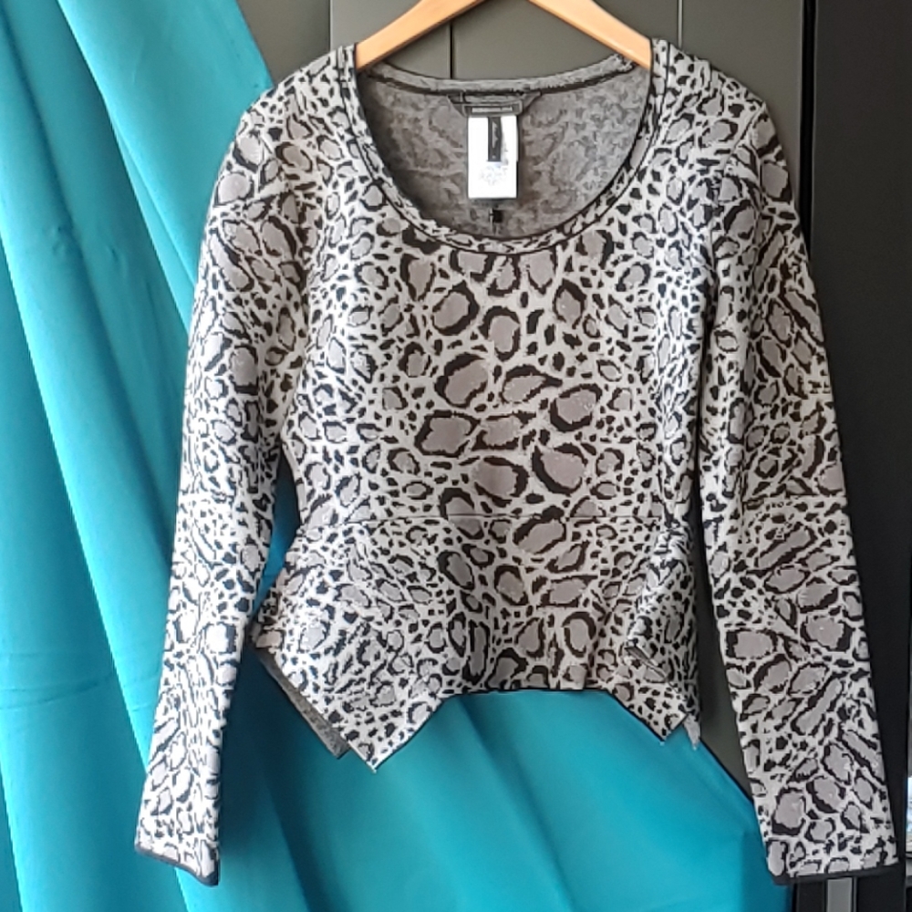 sold BCBGMaxazria Leopard Print Knit
